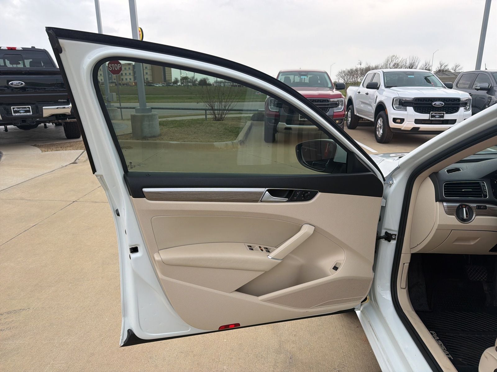 2018 Volkswagen Passat 2.0T SE