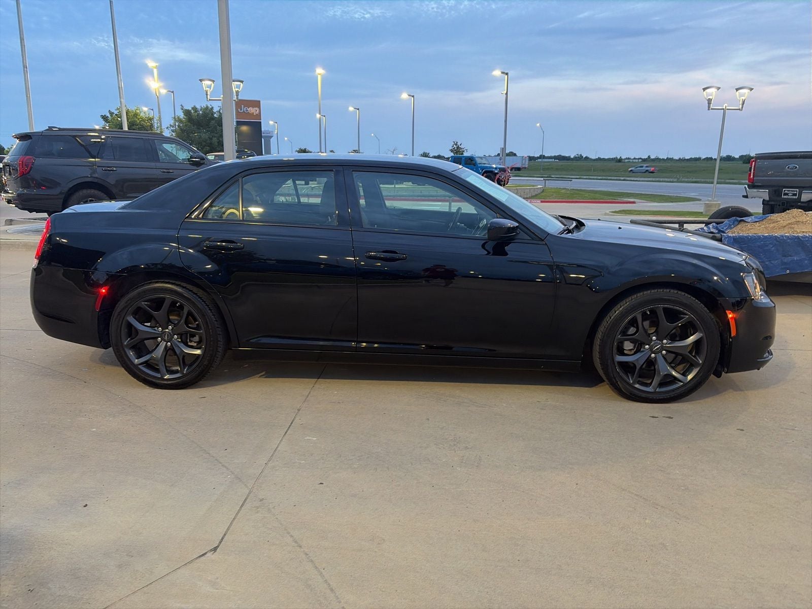 2023 Chrysler 300 Touring