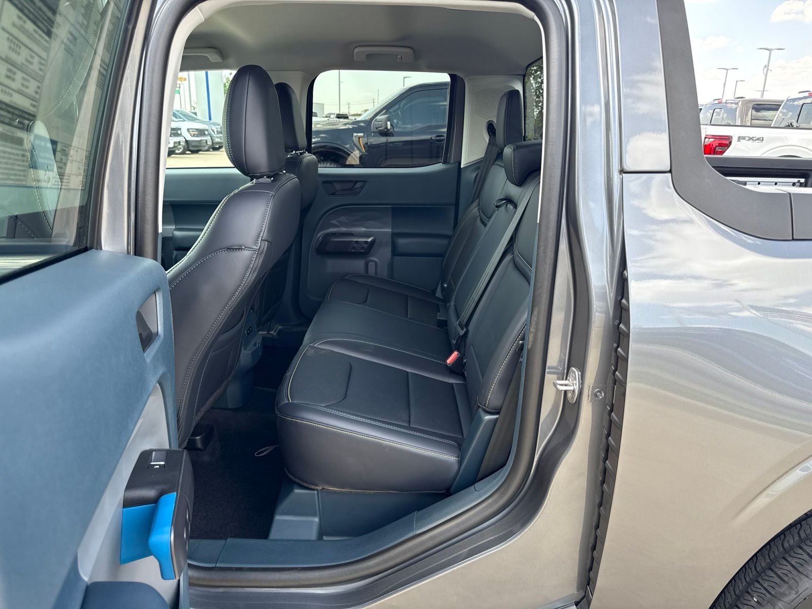 2026 Ford Maverick Lobo Standard