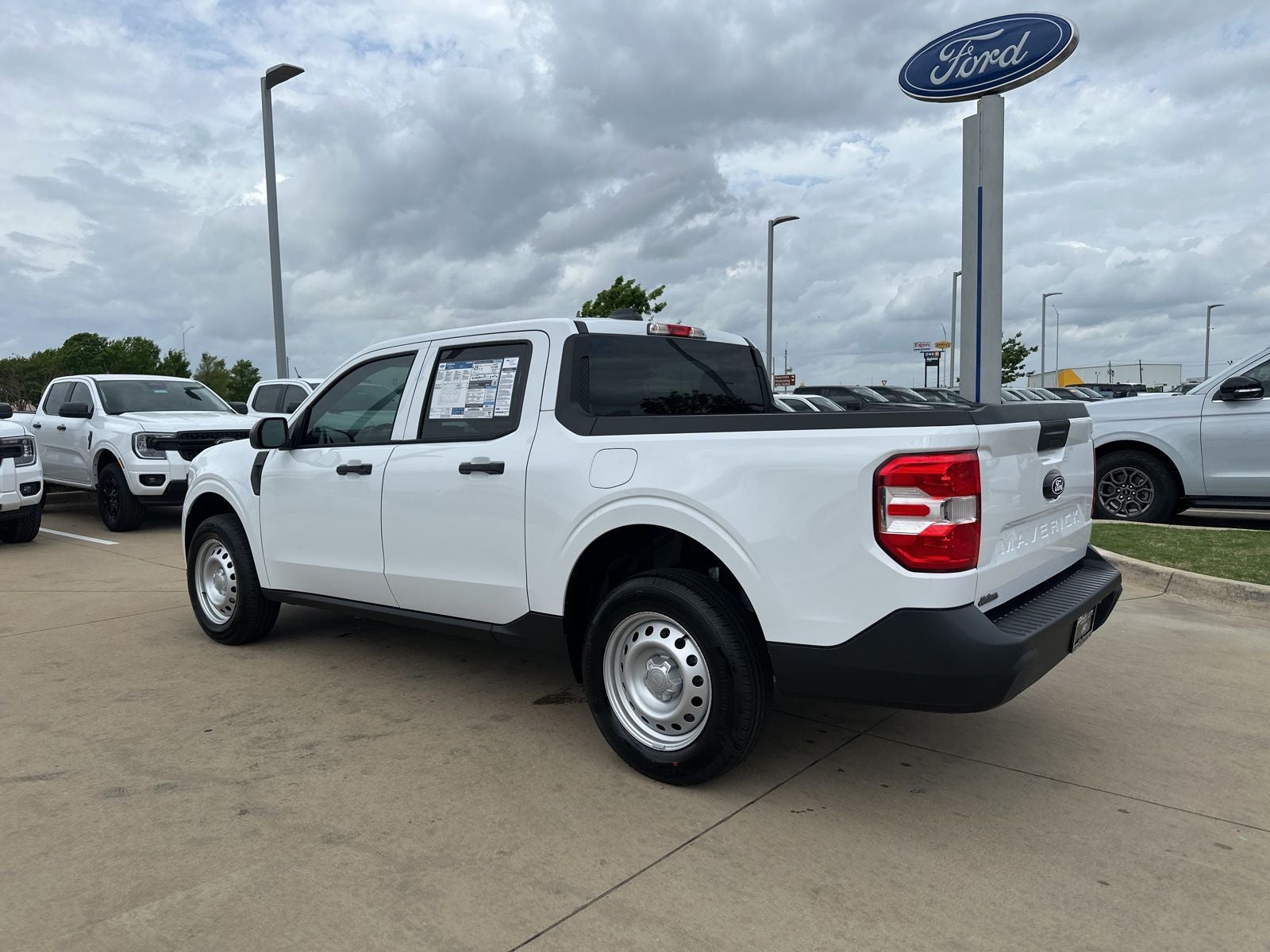 2026 Ford Maverick XL