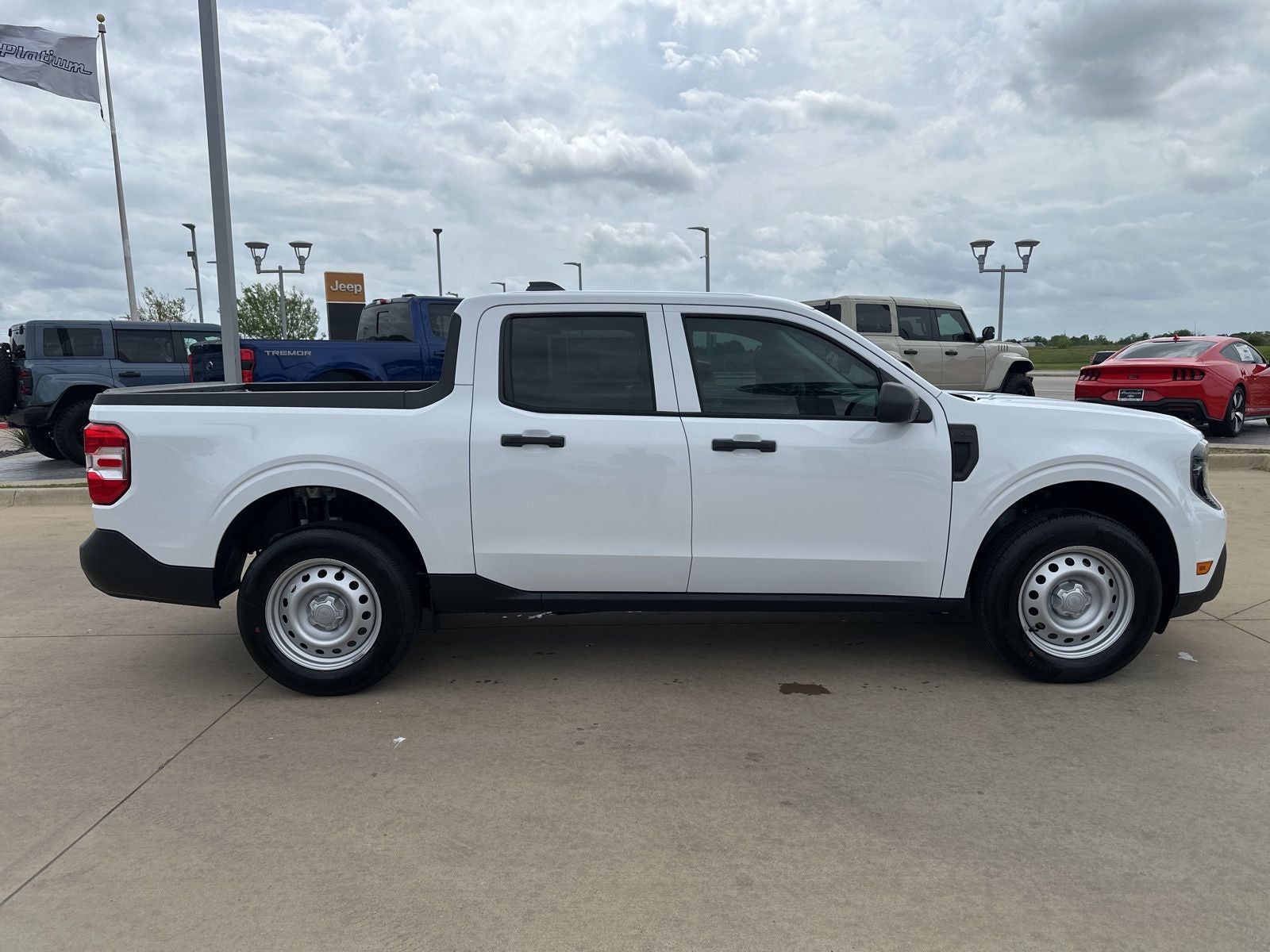 2026 Ford Maverick XL