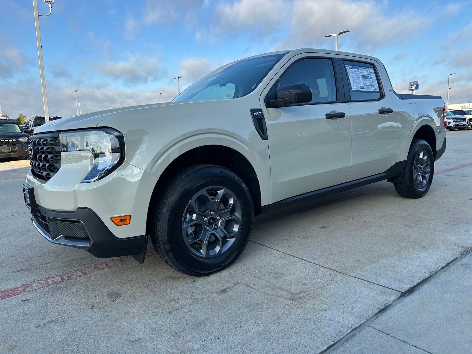 2025 Ford Maverick XLT