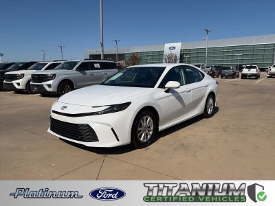 2025 Toyota Camry LE