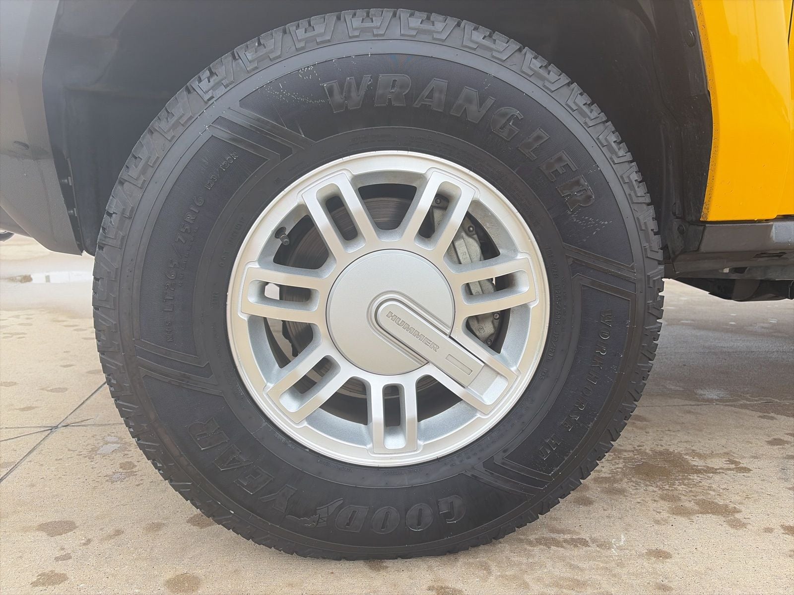 2007 Hummer H3 Base