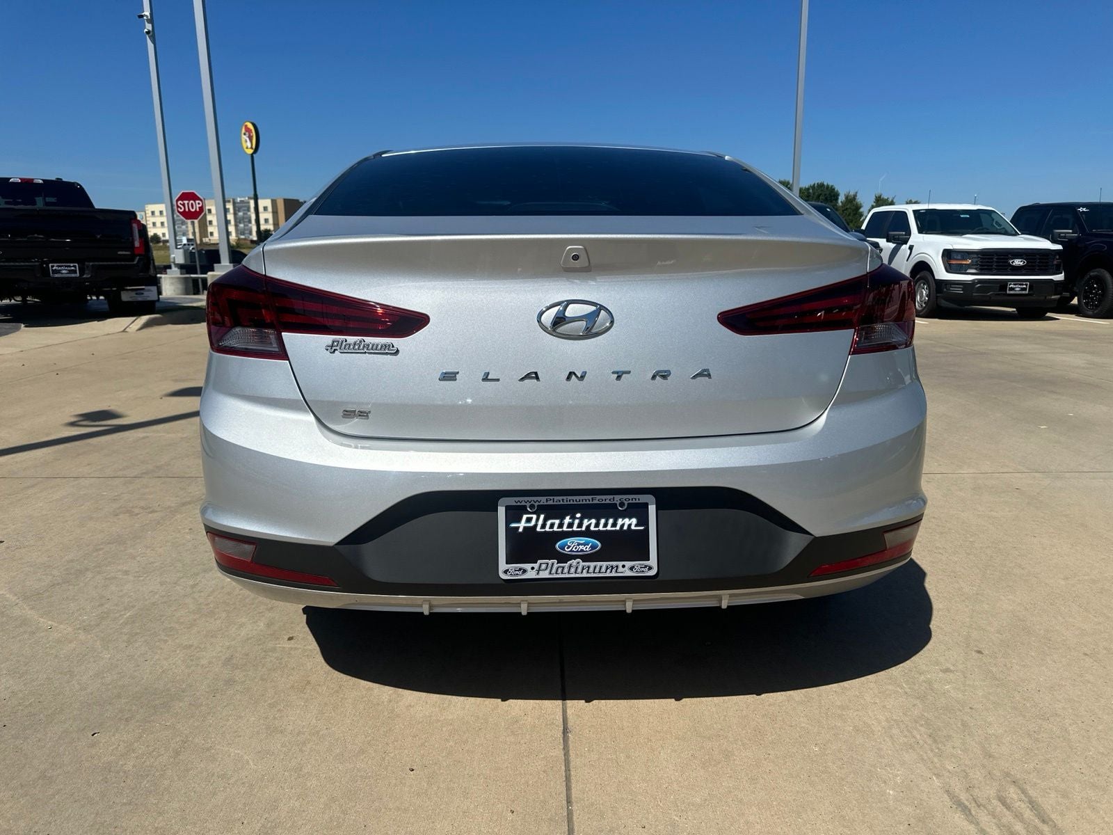 2020 Hyundai Elantra SE