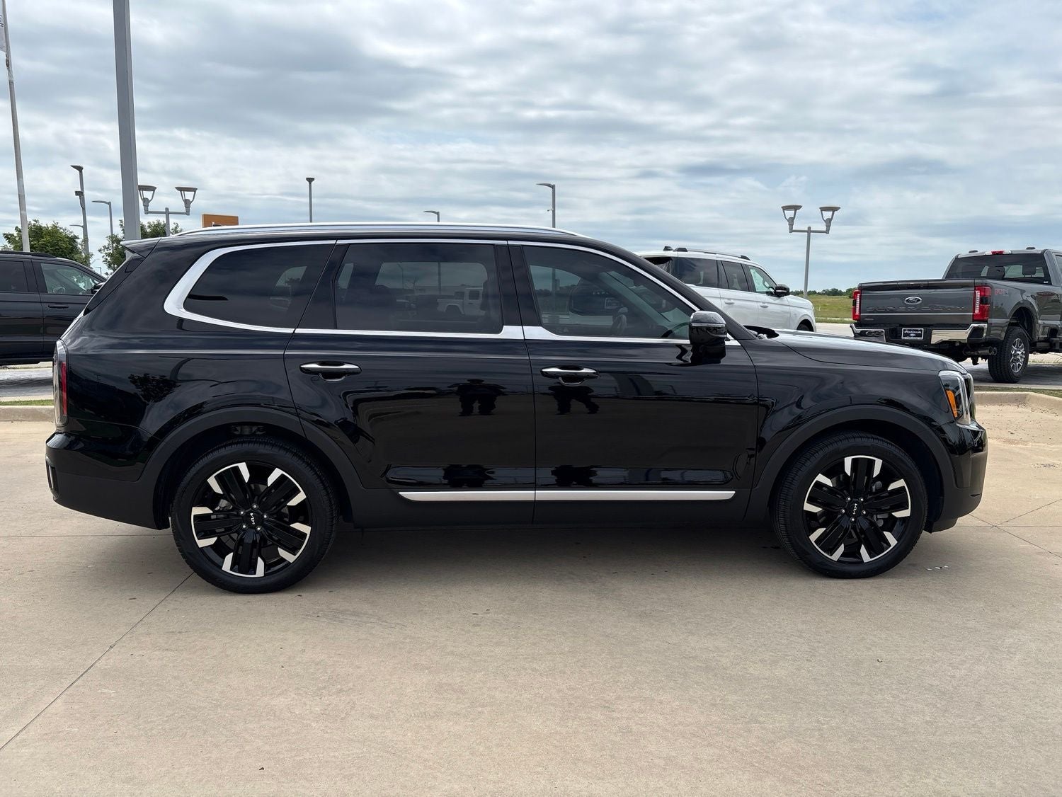 2024 Kia Telluride SX