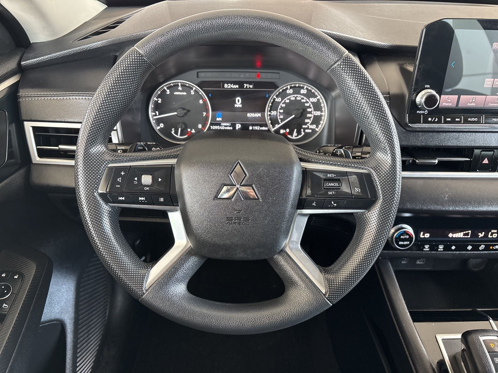 2022 Mitsubishi Outlander ES