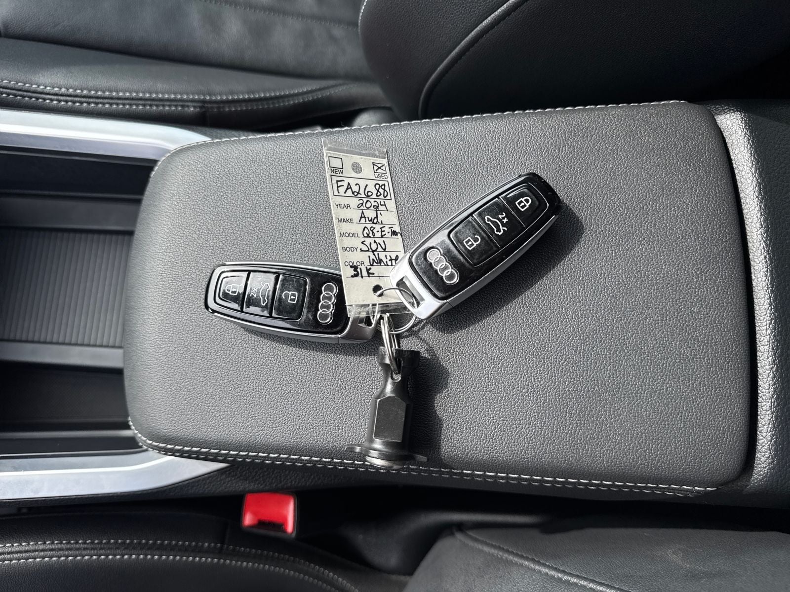 2024 Audi Q8 e-tron Premium quattro