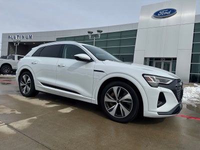 2024 Audi Q8 e-tron Premium quattro