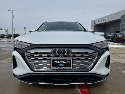 2024 Audi Q8 e-tron Premium quattro