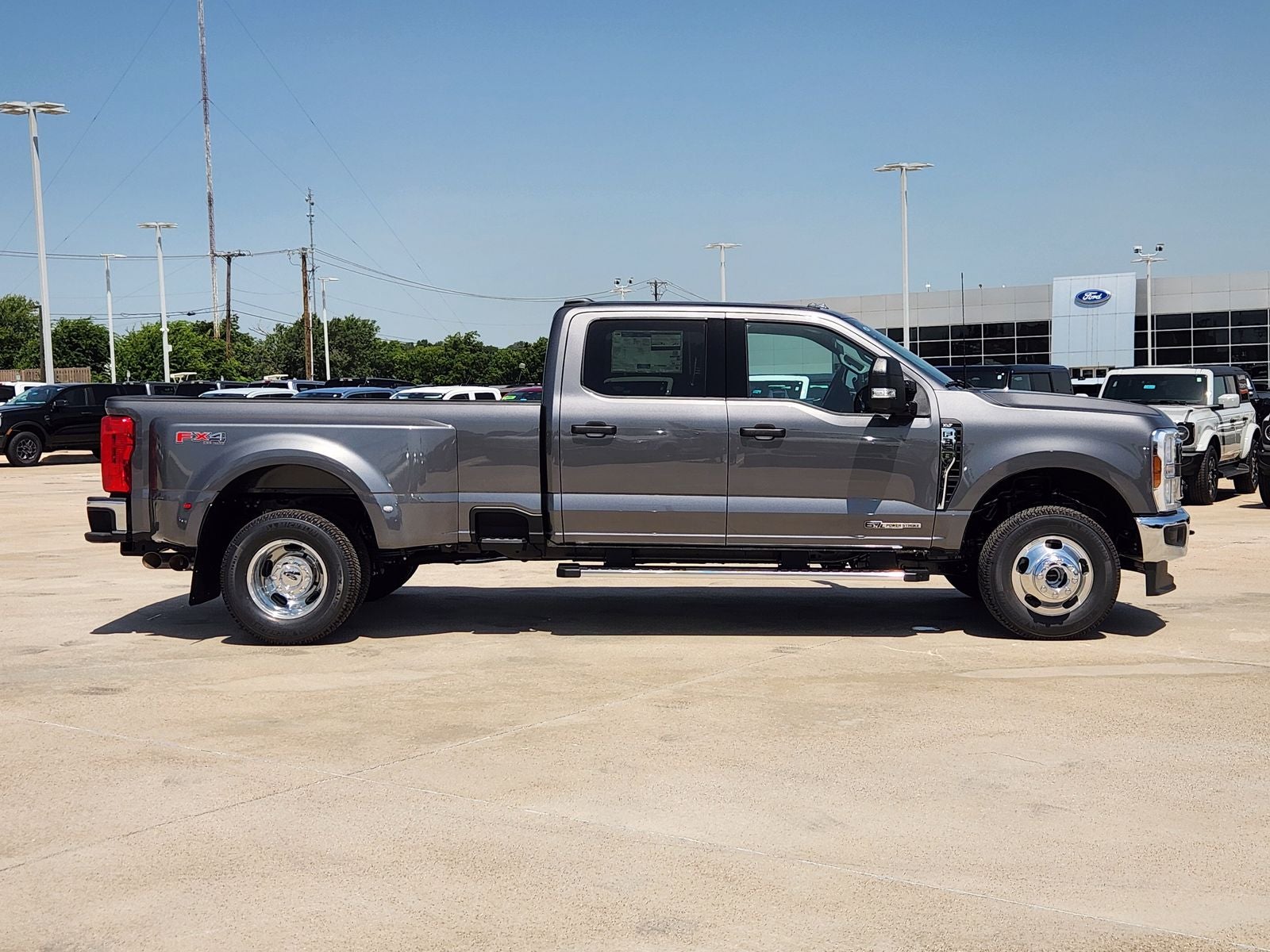2026 Ford F-350SD XLT DRW